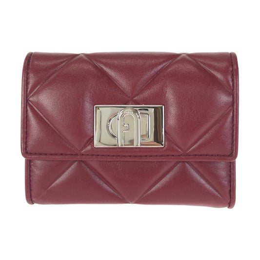 24568
Furla フルラ 1927 M ツイストクロージャー ワインレッド ボルドー シルバー金具 レザー PCW4ACO BX0183 折財布 コンパクトウォレット レディース A7