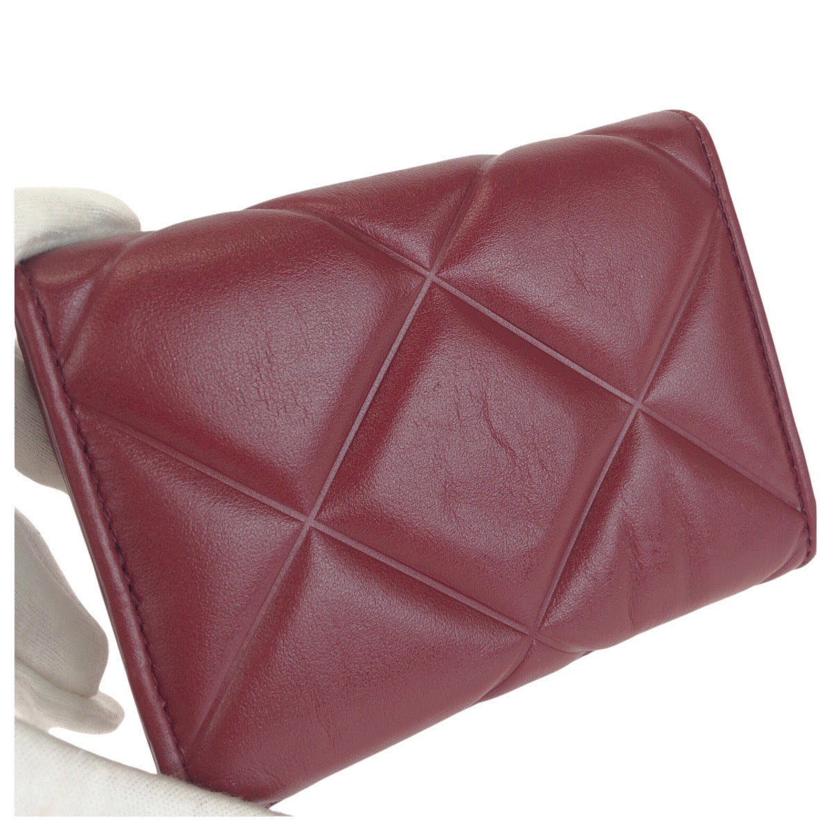 24568
Furla フルラ 1927 M ツイストクロージャー ワインレッド ボルドー シルバー金具 レザー PCW4ACO BX0183 折財布 コンパクトウォレット レディース A7