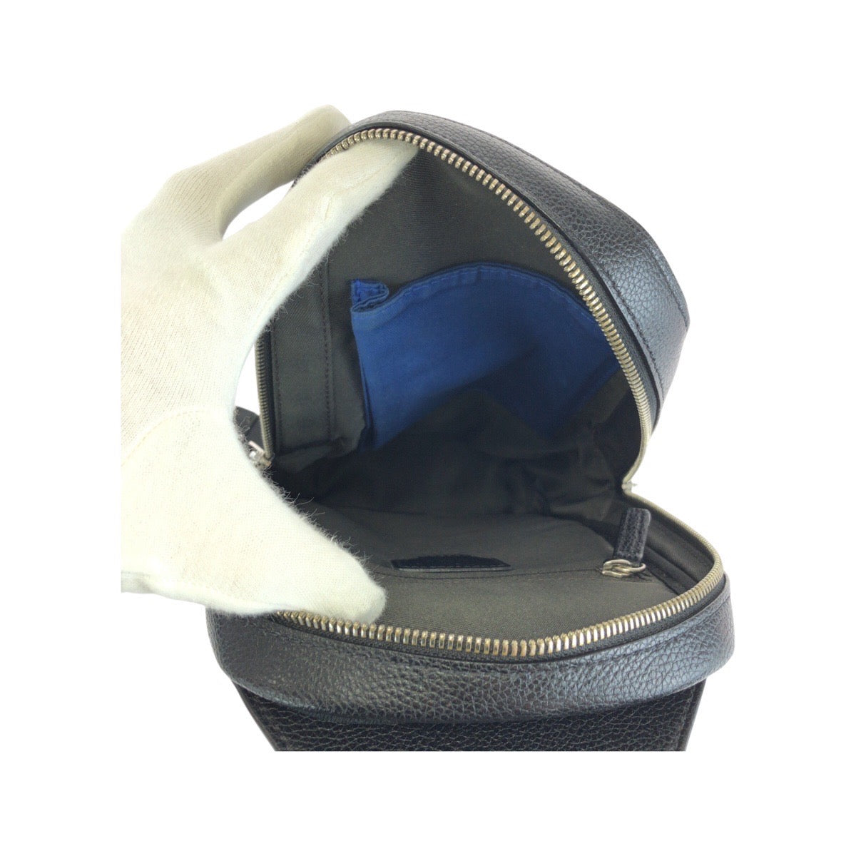 24569
Paul Smith ポール スミス ブラック 黒 シルバー金具 レザー ボディバッグ ショルダーバッグ メンズ A15