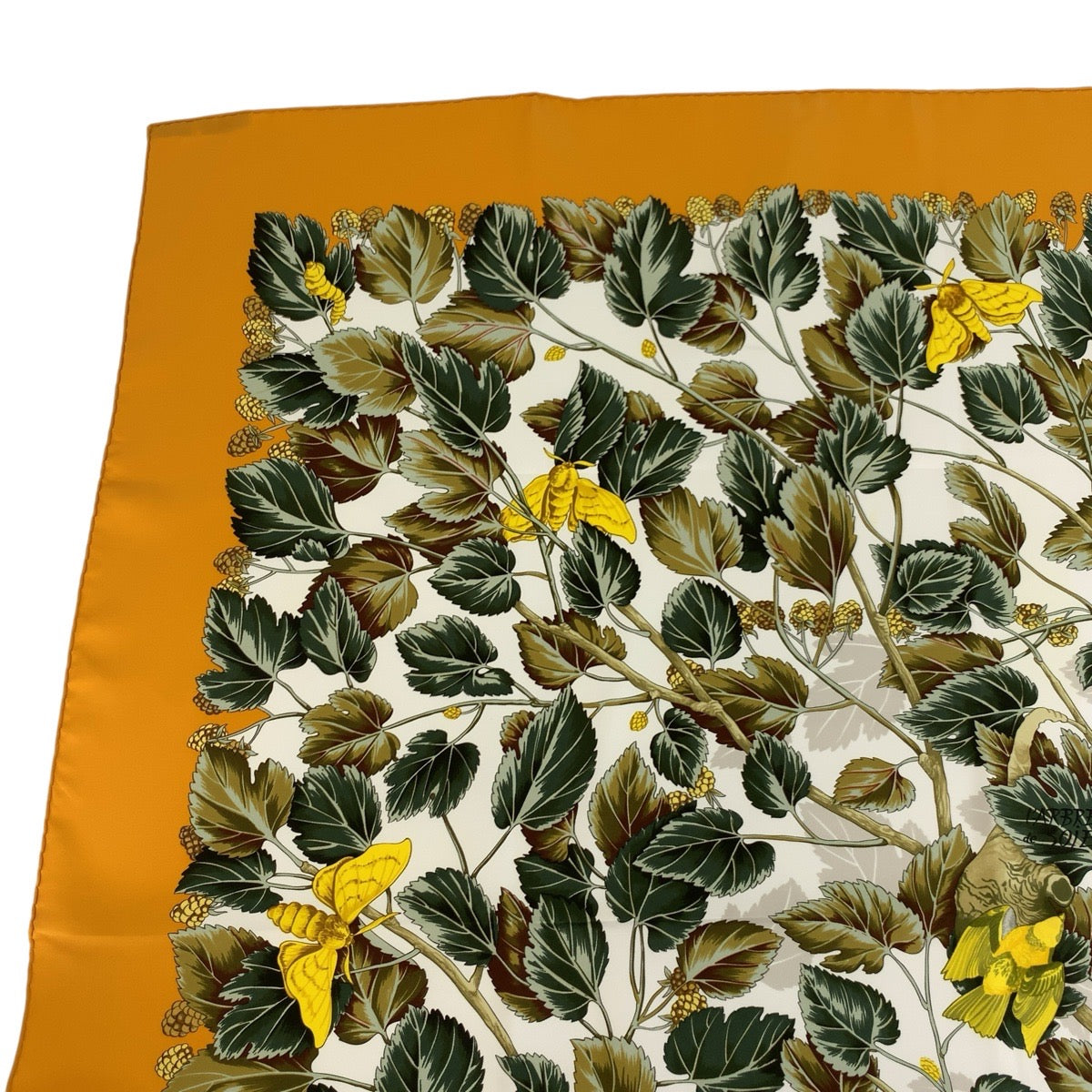 24593
HERMES エルメス L'ARBRE de SOIE カレ90 オレンジ シルク スカーフ レディース A30
