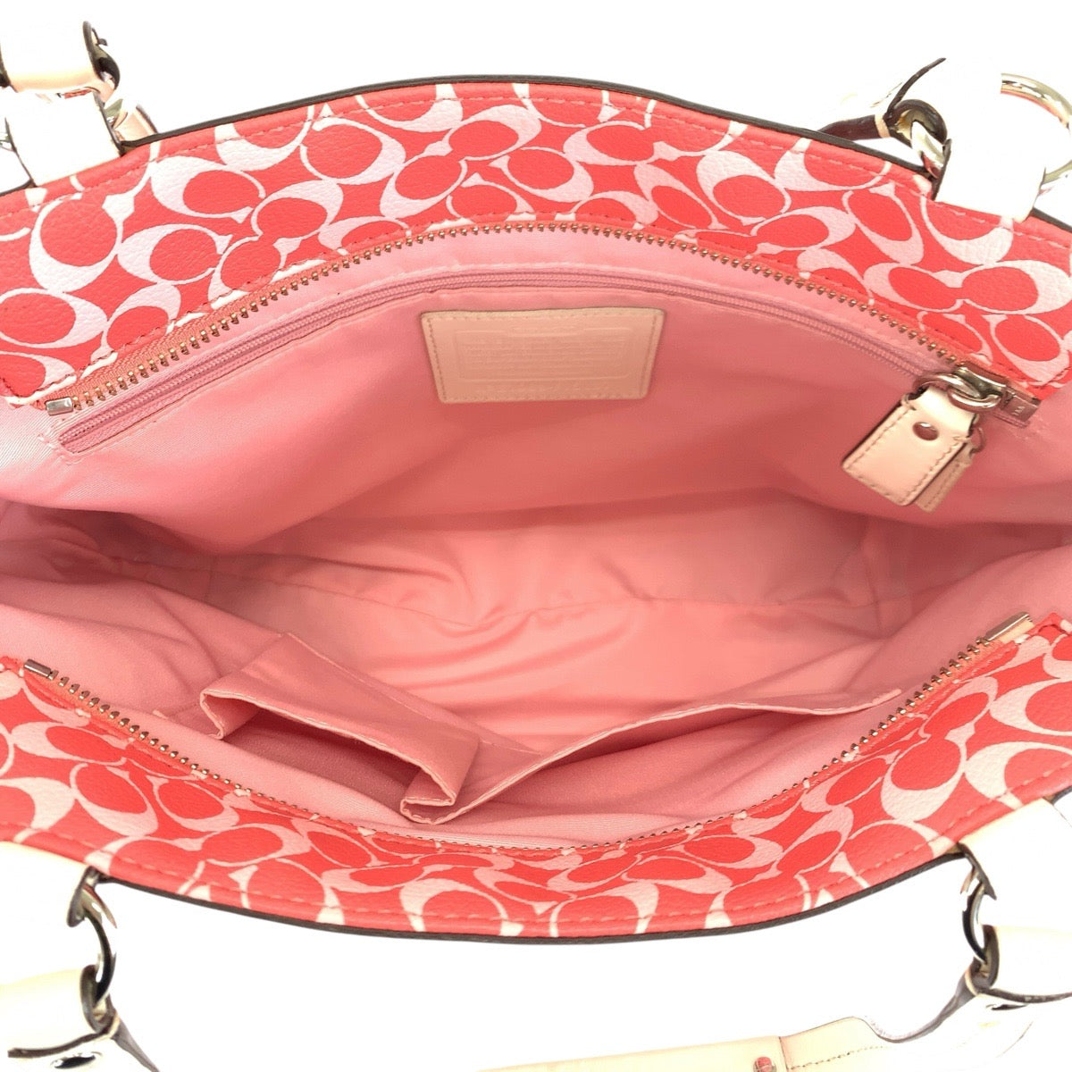 24616
COACH コーチ シグネチャー ピンク ホワイト シルバー金具 PVC / レザー F15137 トートバッグ ショルダーバッグ レディース B3