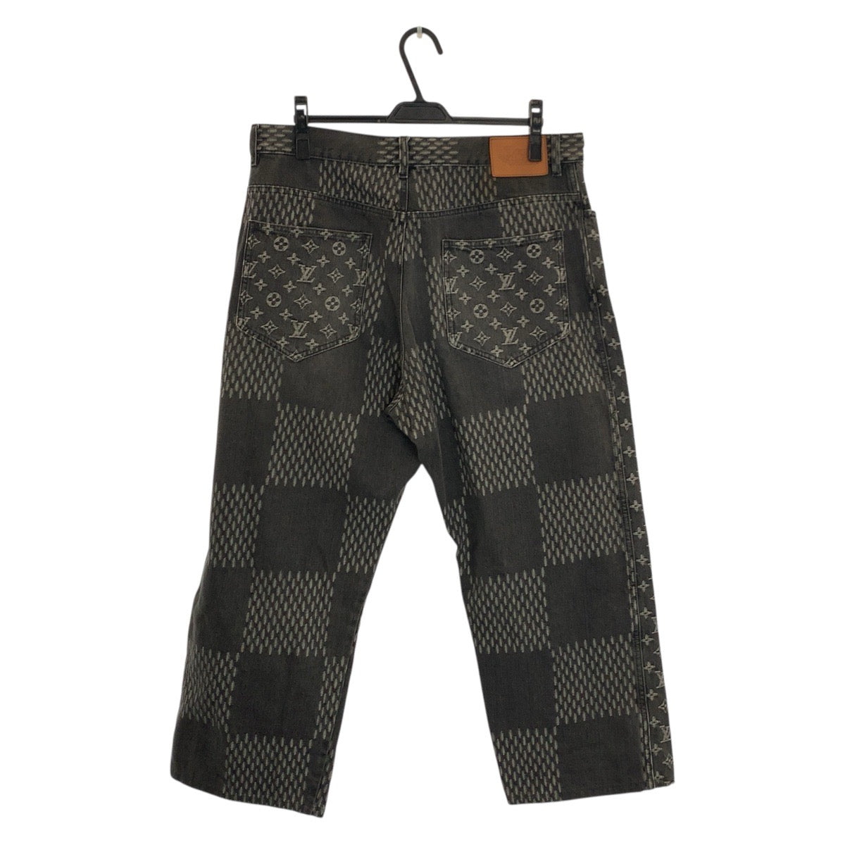 24634
LOUIS VUITTON ルイヴィトン NIGO ジャイアントダミエウェーブモノグラム サイズ36 ブラック 黒 コットン デニムパンツ ストレートパンツ メンズ ABP