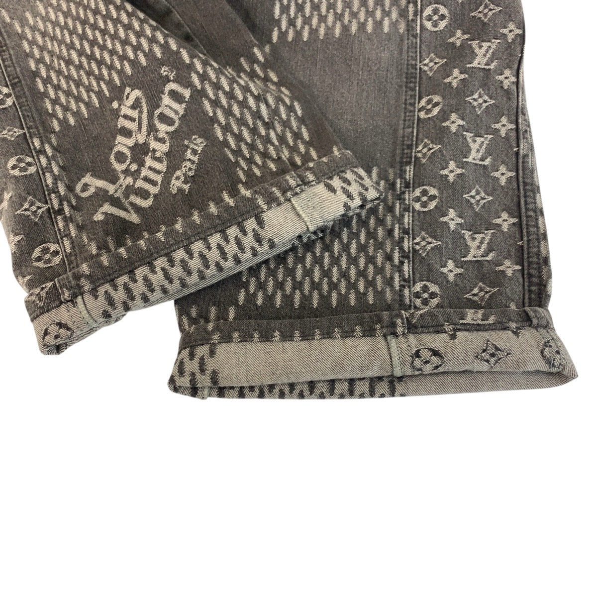 24634
LOUIS VUITTON ルイヴィトン NIGO ジャイアントダミエウェーブモノグラム サイズ36 ブラック 黒 コットン デニムパンツ ストレートパンツ メンズ ABP
