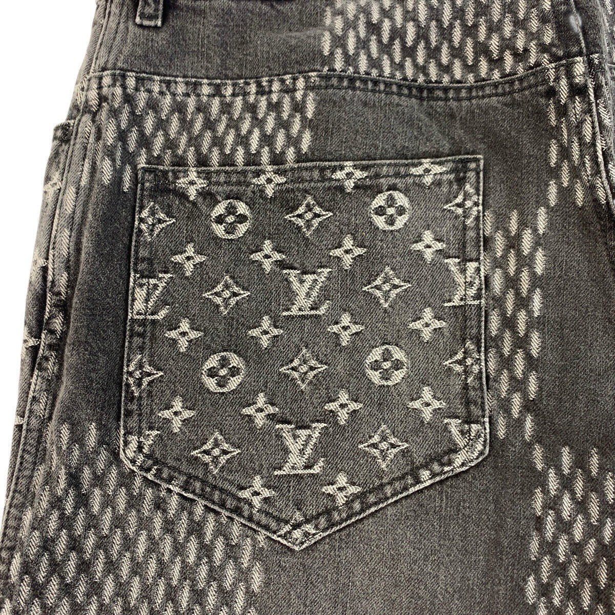 24634
LOUIS VUITTON ルイヴィトン NIGO ジャイアントダミエウェーブモノグラム サイズ36 ブラック 黒 コットン デニムパンツ ストレートパンツ メンズ ABP