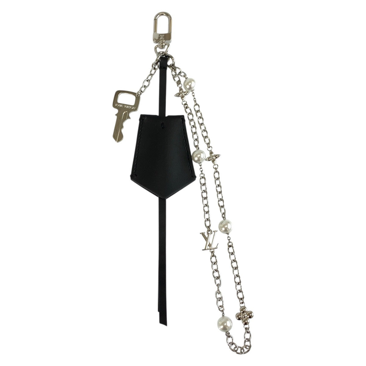 24638
LOUIS VUITTON ルイヴィトン LV イニシャル ミッドナイトパールスタッキング ブラック 黒 シルバー レザー M02957 キーホルダー バッグチャーム レディース SA62