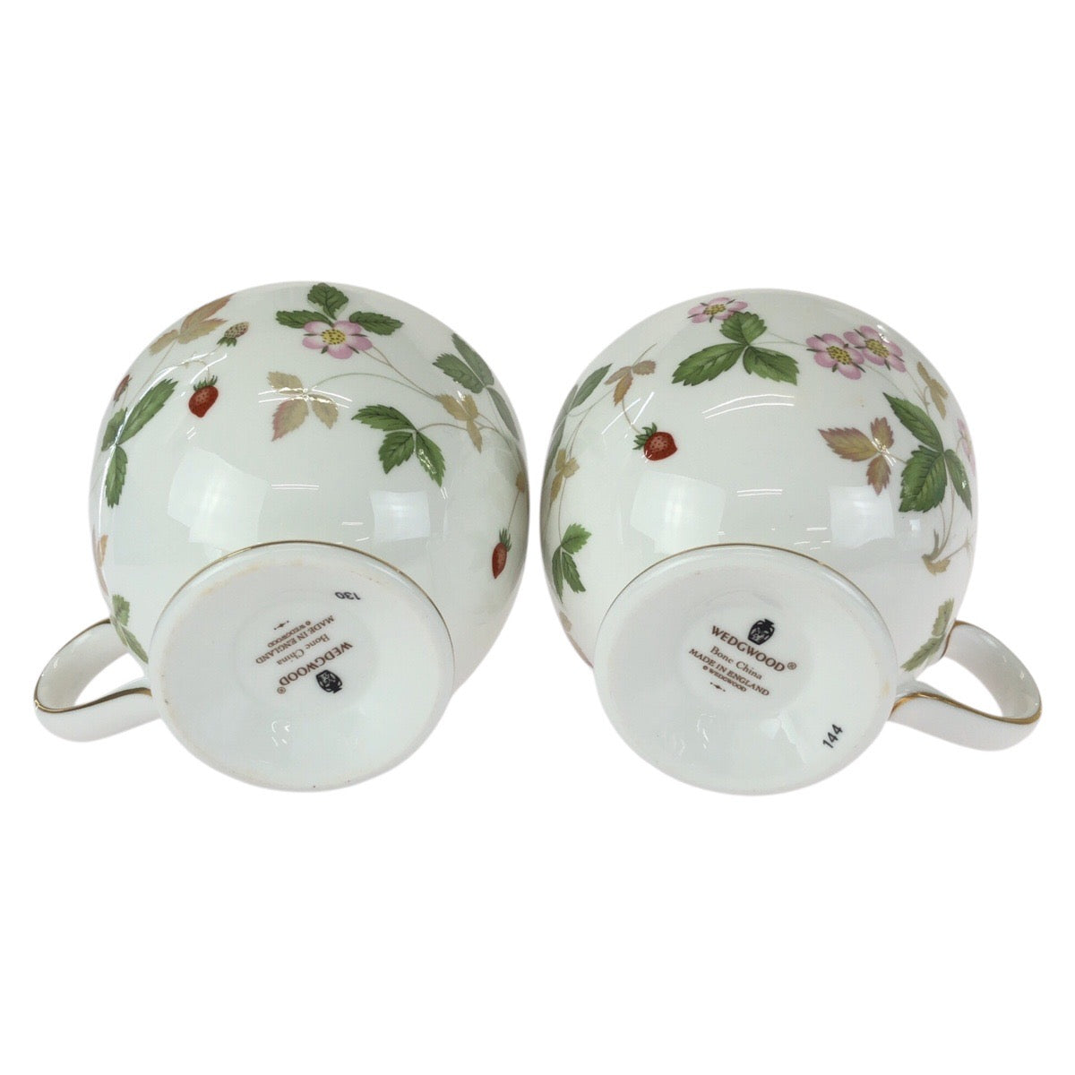 24667
Wedgwood ウェッジウッド ワイルド ストロベリー ピオニー ホワイト マルチカラー / ファイン ボーン チャイナ 1053377 マグカップ ペアティーカップ レディース A8
