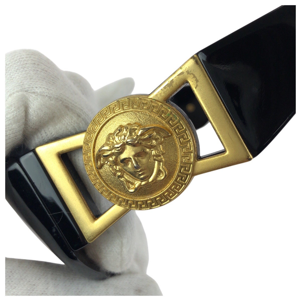 24691
VERSACE ヴェルサーチ ヴィンテージ メデューサ ブラック 黒 ゴールド金具 プラスチック / メタル MOD 424 サングラス 男女兼用 オーバル レディース A22