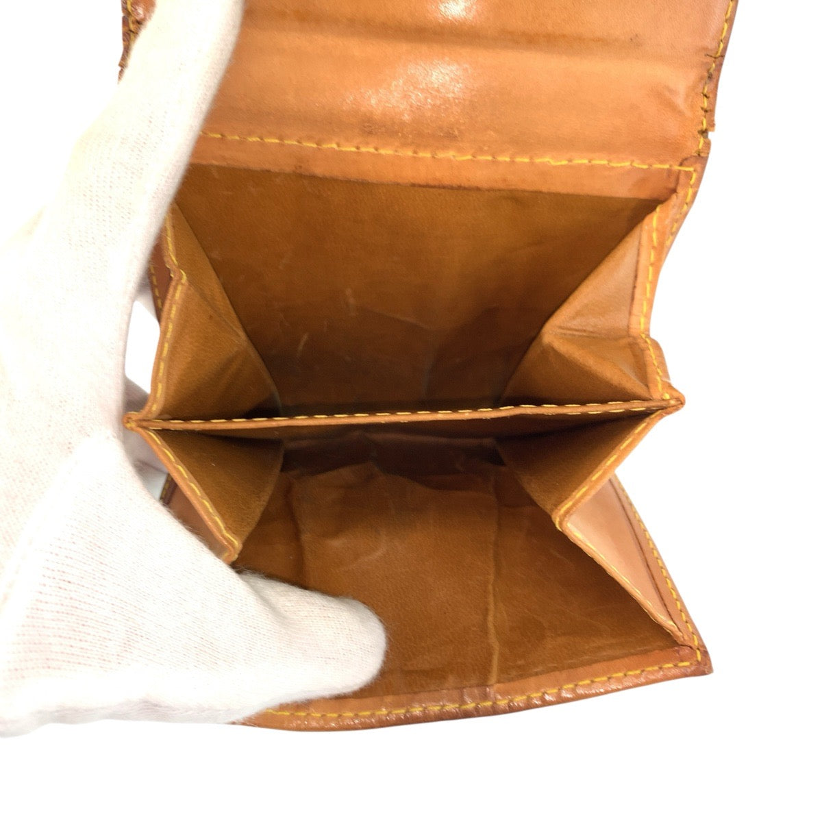 24713
ETRO エトロ ペイズリー柄 ブラウン PVC N0699651 折財布 コンパクトウォレット レディース B1