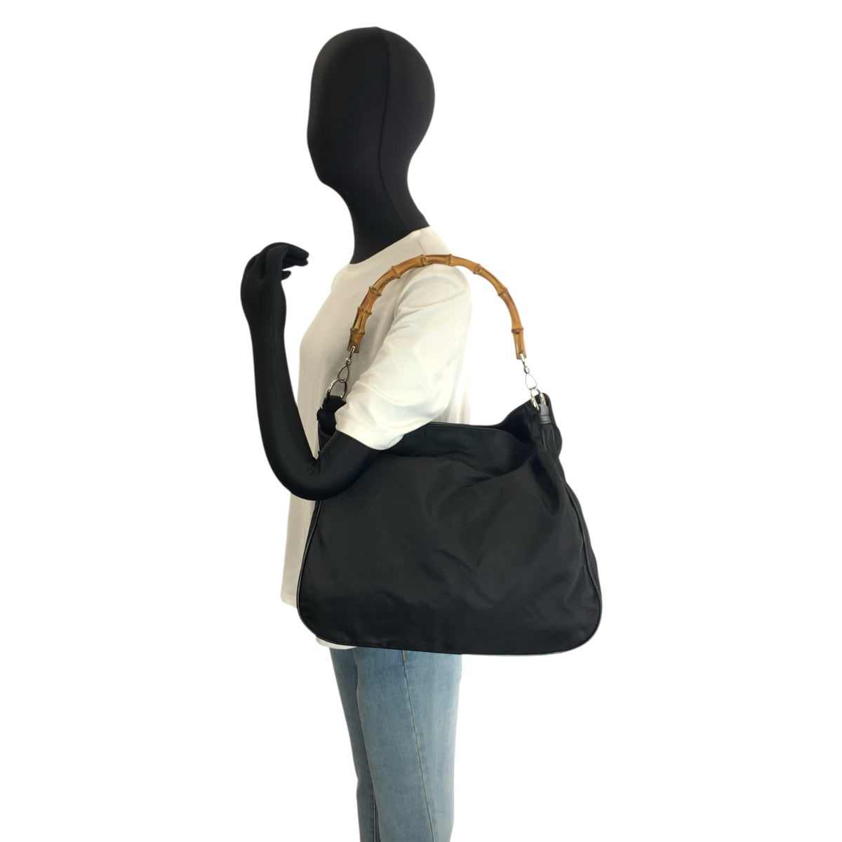 24789
GUCCI グッチ バンブー ブラック 黒 シルバー金具 ナイロン 001 2852 ハンドバッグ ショルダーバッグ 2way レディース AB21
