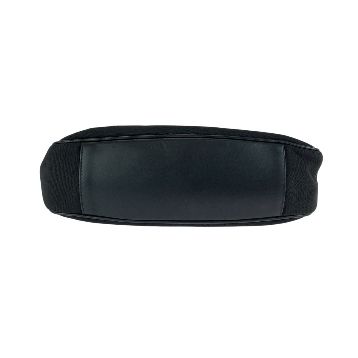 24794
GUCCI グッチ バンブー ブラック 黒 シルバー金具 ナイロン / レザー 001 1638 ショルダーバッグ ハンドバッグ レディース ABP23