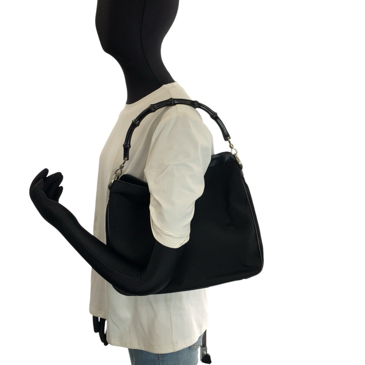 24794
GUCCI グッチ バンブー ブラック 黒 シルバー金具 ナイロン / レザー 001 1638 ショルダーバッグ ハンドバッグ レディース ABP23