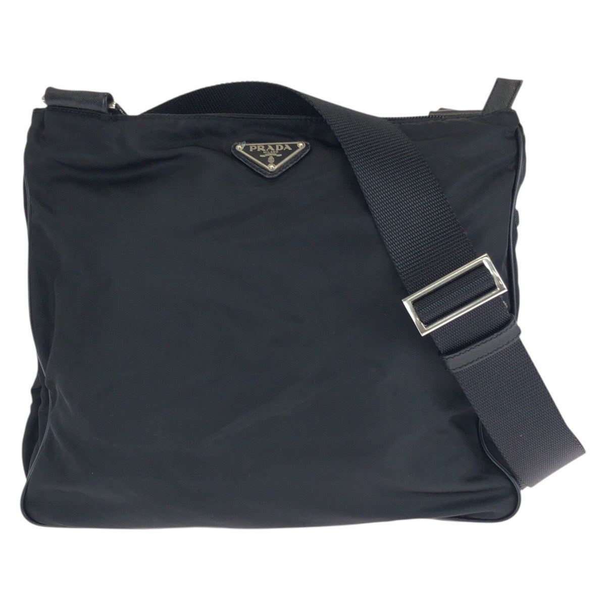 24795
PRADA プラダ テスート サフィアーノ 三角ロゴプレート ブラック 黒 シルバー金具 ナイロン / レザー ショルダーバッグ 男女兼用 レディース ABP36