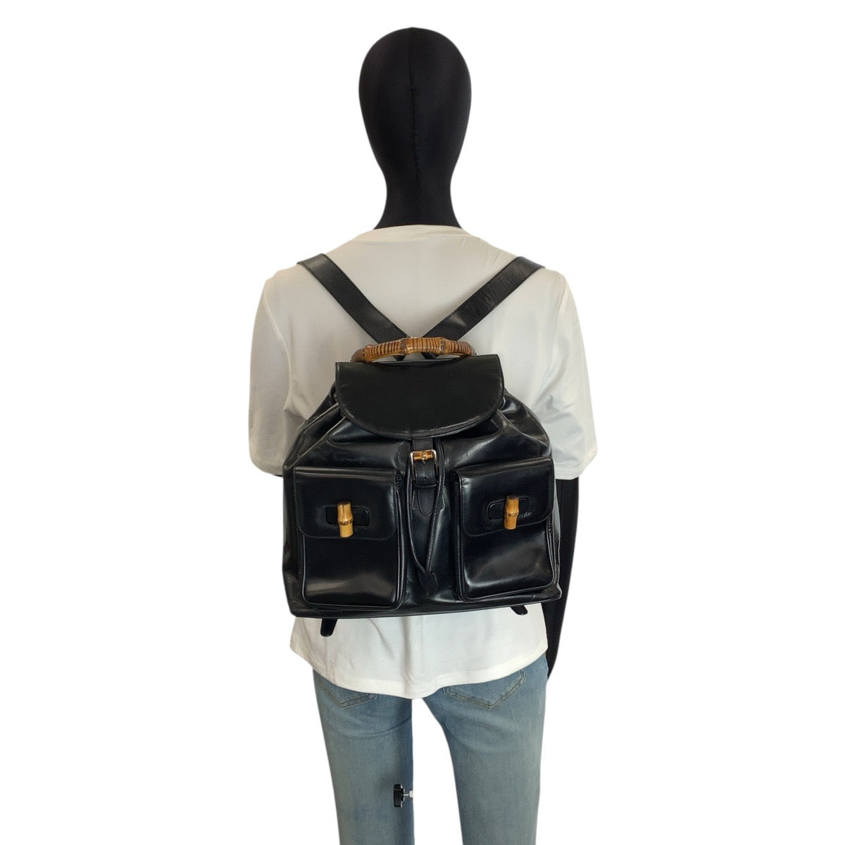 24846
GUCCI グッチ バンブー ブラック 黒 シルバー金具 レザー 003 2058 0016 5 リュックサック バックパック レディース AB32