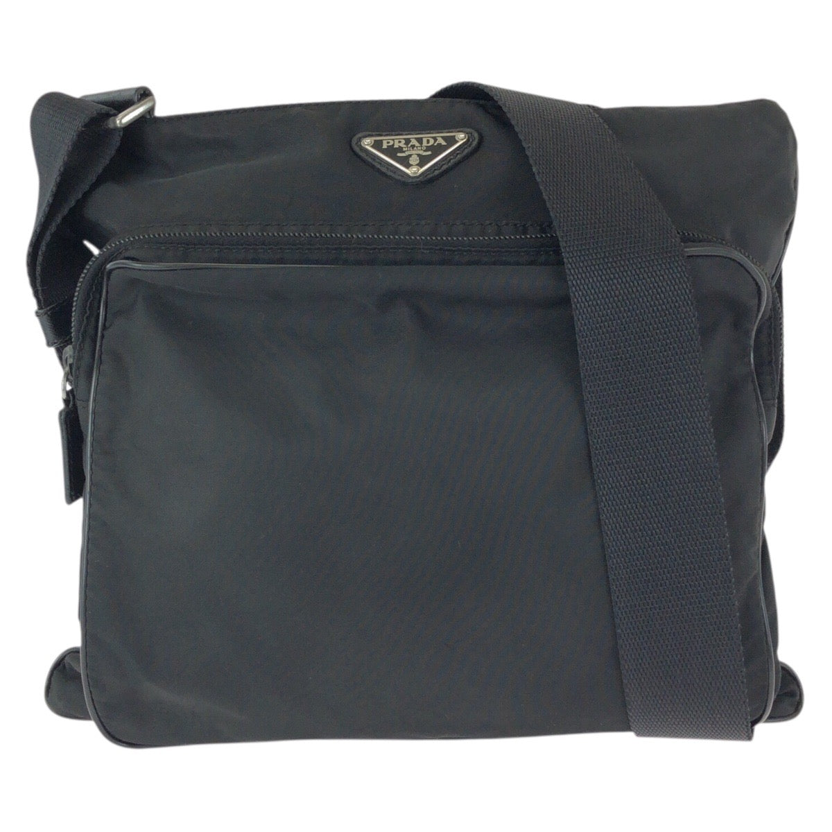 24849
PRADA プラダ テスート サフィアーノ 三角ロゴプレート ブラック 黒 シルバー金具 ナイロン / レザー ショルダーバッグ メッセンジャーバッグ レディース ABP32