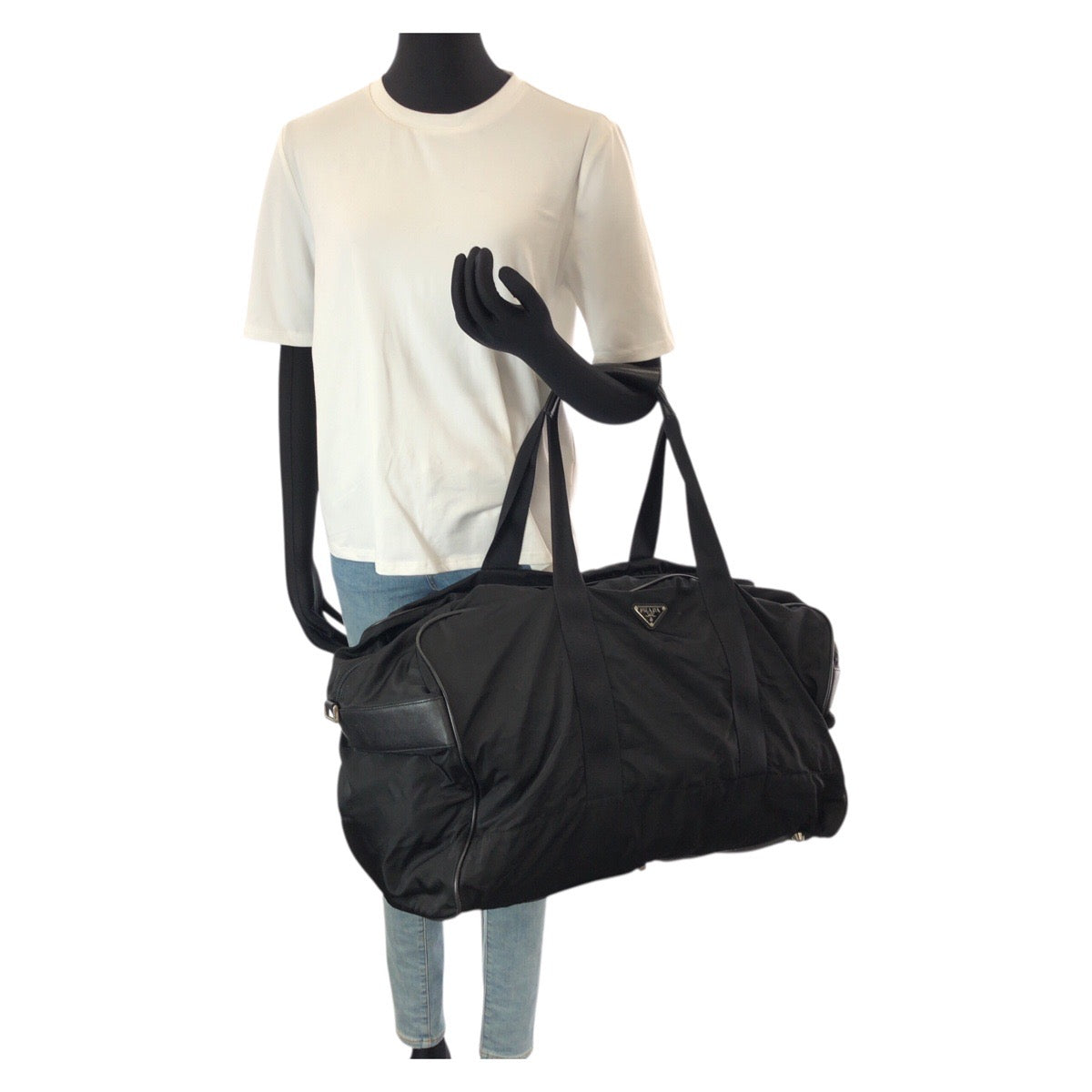 24857
PRADA プラダ テスート サフィアーノ 三角ロゴプレート ブラック 黒 シルバー金具 ナイロン / レザー ボストンバッグ トラベルバッグ 旅行バッグ レディース AB35
