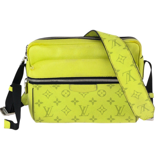 24861
LOUIS VUITTON ルイヴィトン タイガラマ モノグラム アウトドア メッセンジャー PM イエロー ブラック シルバー金具 PVC M30239 ショルダーバッグ メッセンジャーバッグ レディース AB78