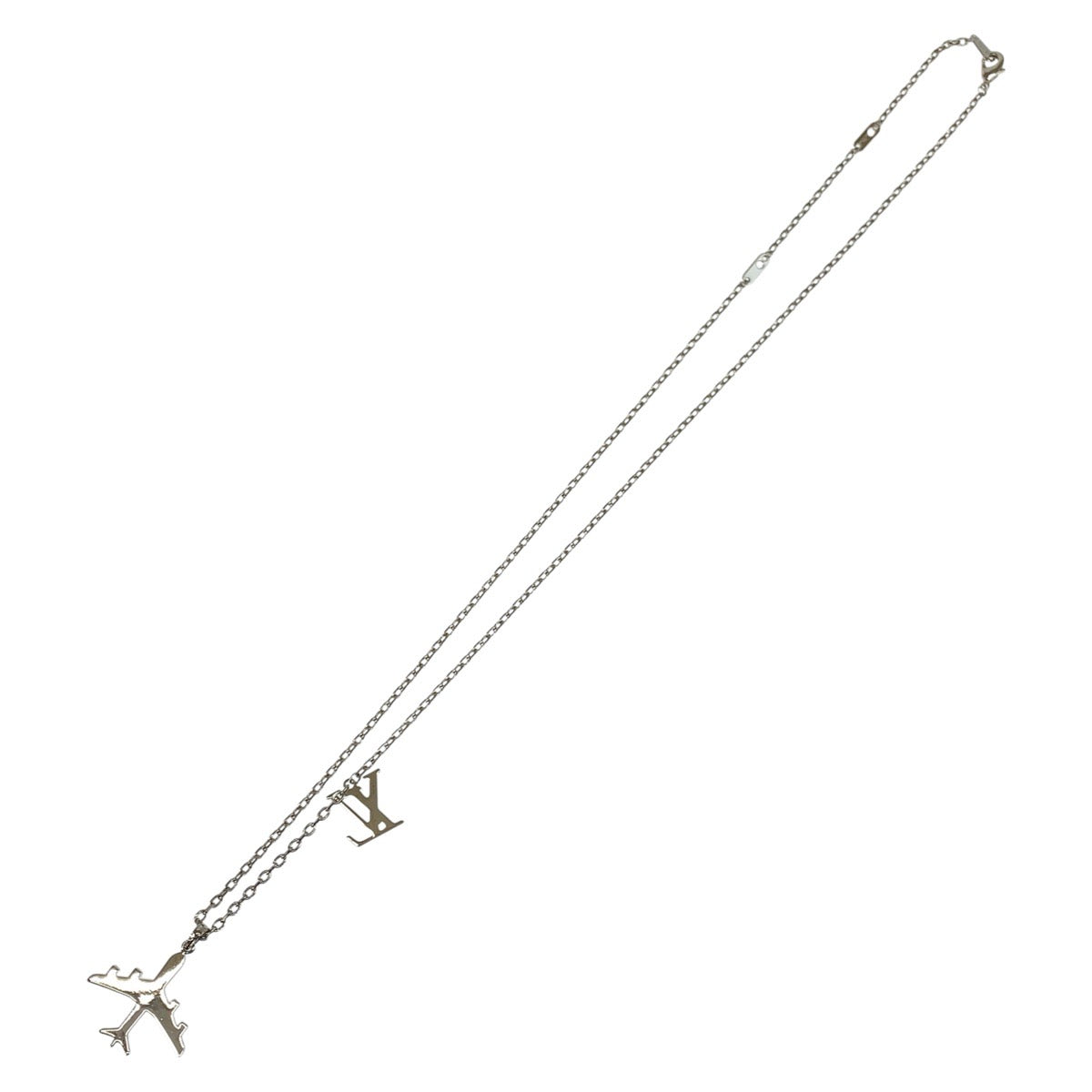 24873
LOUIS VUITTON ルイヴィトン ペンダント LVプレーン シルバー メタル MP3157 ネックレス メンズ A35