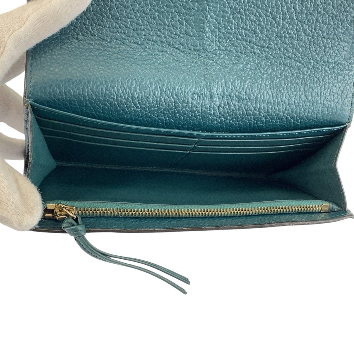 24949
Chloe クロエ アルファベット フラップ ウォレット グリーン ゴールド金具 レザー 長財布 ロングウォレット レディース A12