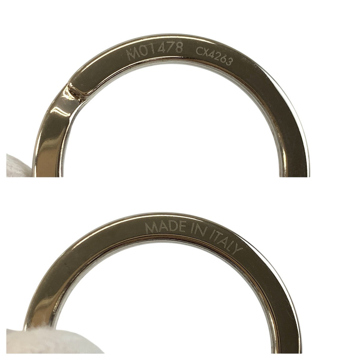 24952
LOUIS VUITTON ルイヴィトン モノグラム LVチョコレートバー ブラウン シルバー金具 レザー M01478 チャーム バッグチャーム レディース SA58