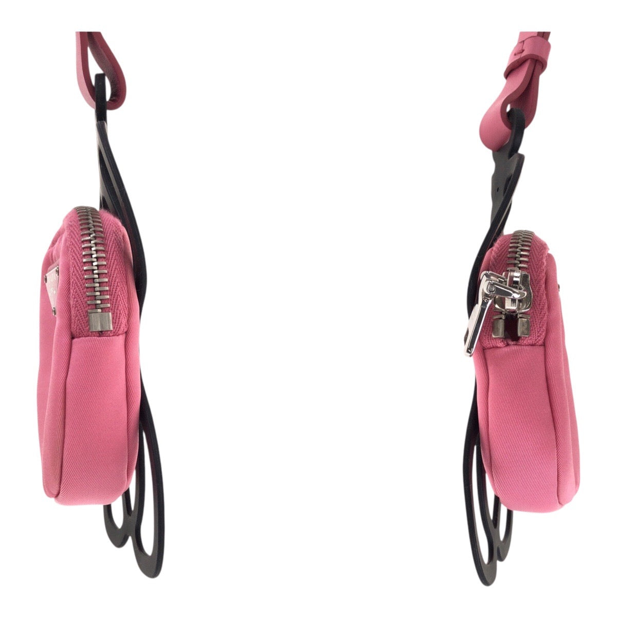 PRADA プラダ テスート 三角ロゴプレート ピンク シルバー 金具 ナイロン / ゴム コインケース スマホケース iPhoneケース スマートフォンホルダー レディース A36