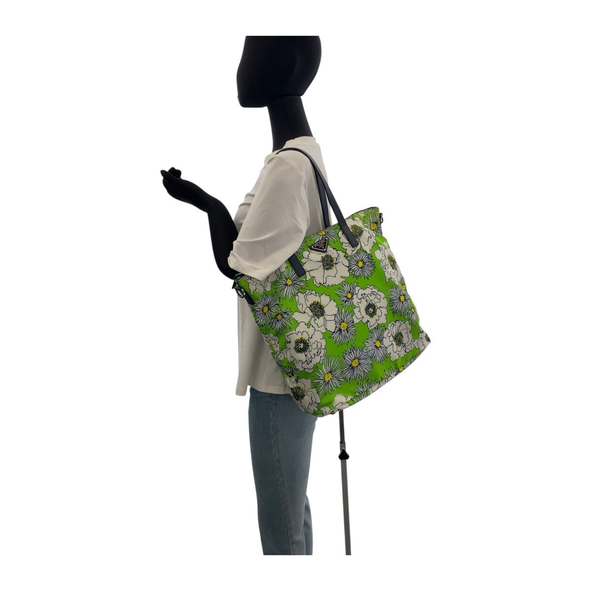 25008
PRADA プラダ テスート 三角ロゴプレート グリーン マルチカラー シルバー金具 ナイロン トートバッグ ショルダーバッグ レディース AB45