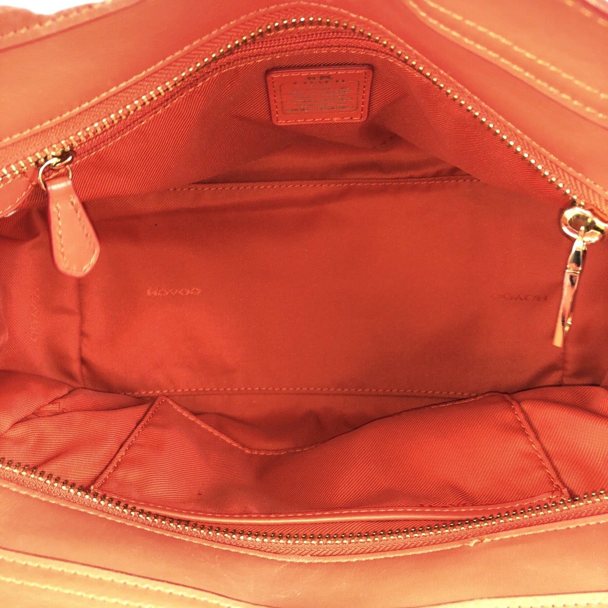25114
COACH コーチ スワッガー 27 オレンジ ゴールド金具 レザー 34816 ハンドバッグ トートバッグ レディース ABP8