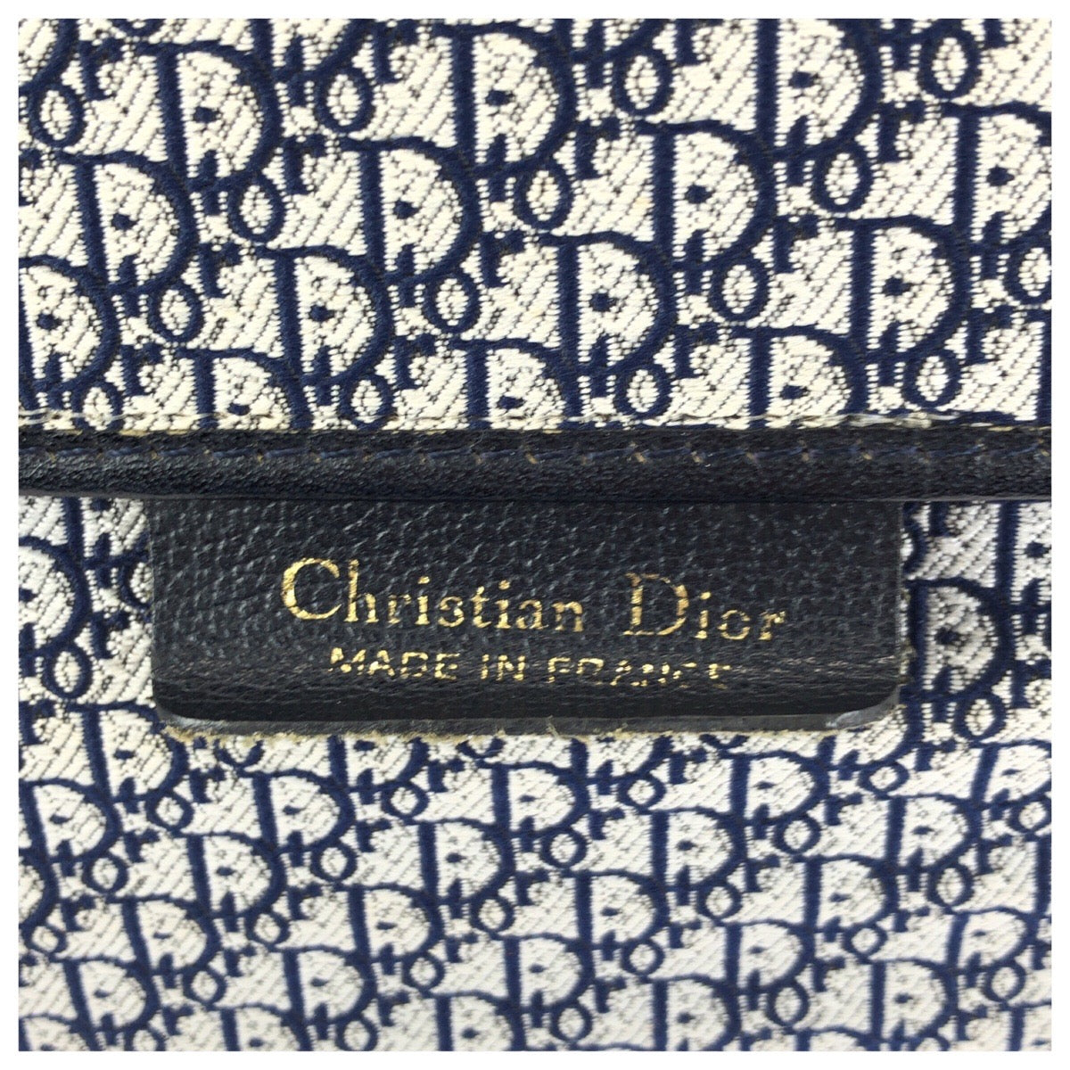 25118
Christian Dior クリスチャンディオール ヴィンテージ トロッター ネイビー ゴールド金具 レザー ショルダーバッグ レディース AB15