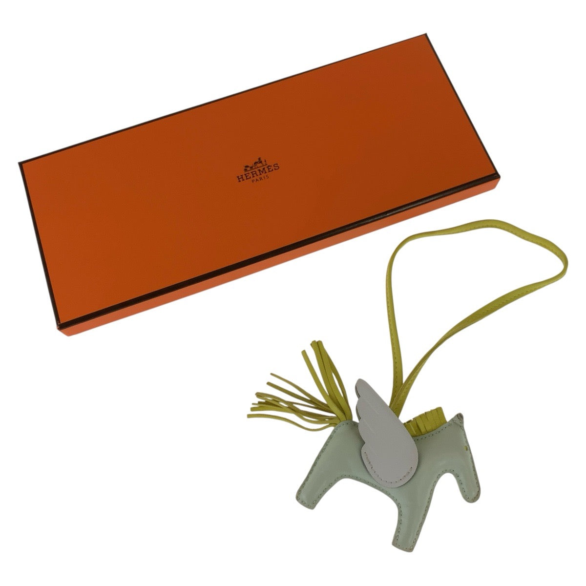 25121
HERMES エルメス ロデオ ペガサス PM ヴェールフィズ ライム ニューホワイト アニョーミロ チャーム バッグチャーム B刻印 レディース AB70