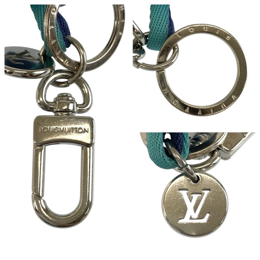 25139
LOUIS VUITTON ルイヴィトン ダミエ プレイ ブルー シルバー金具 ナイロン / 合成樹脂 / メタル M01933 キーホルダー バッグチャーム メンズ A30
