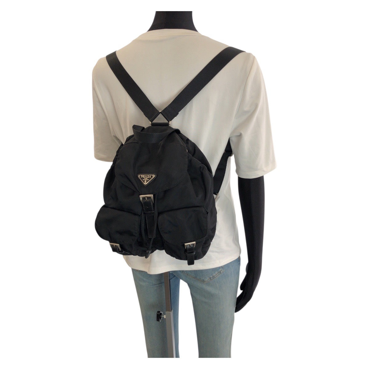 25151
PRADA プラダ テスート 三角ロゴプレート ブラック 黒 シルバー金具 ナイロン / レザー リュックサック バックパック レディース ABP42