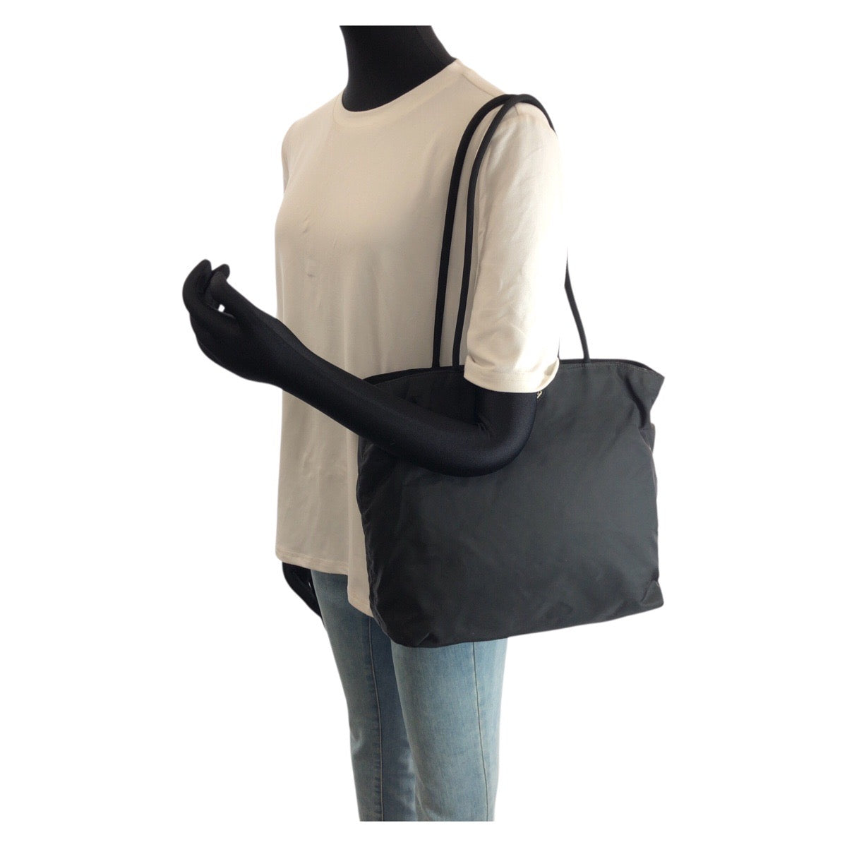 25171
PRADA プラダ テスート 三角ロゴプレート ブラック 黒 シルバー金具 ナイロン トートバッグ ショルダーバッグ レディース ABP35