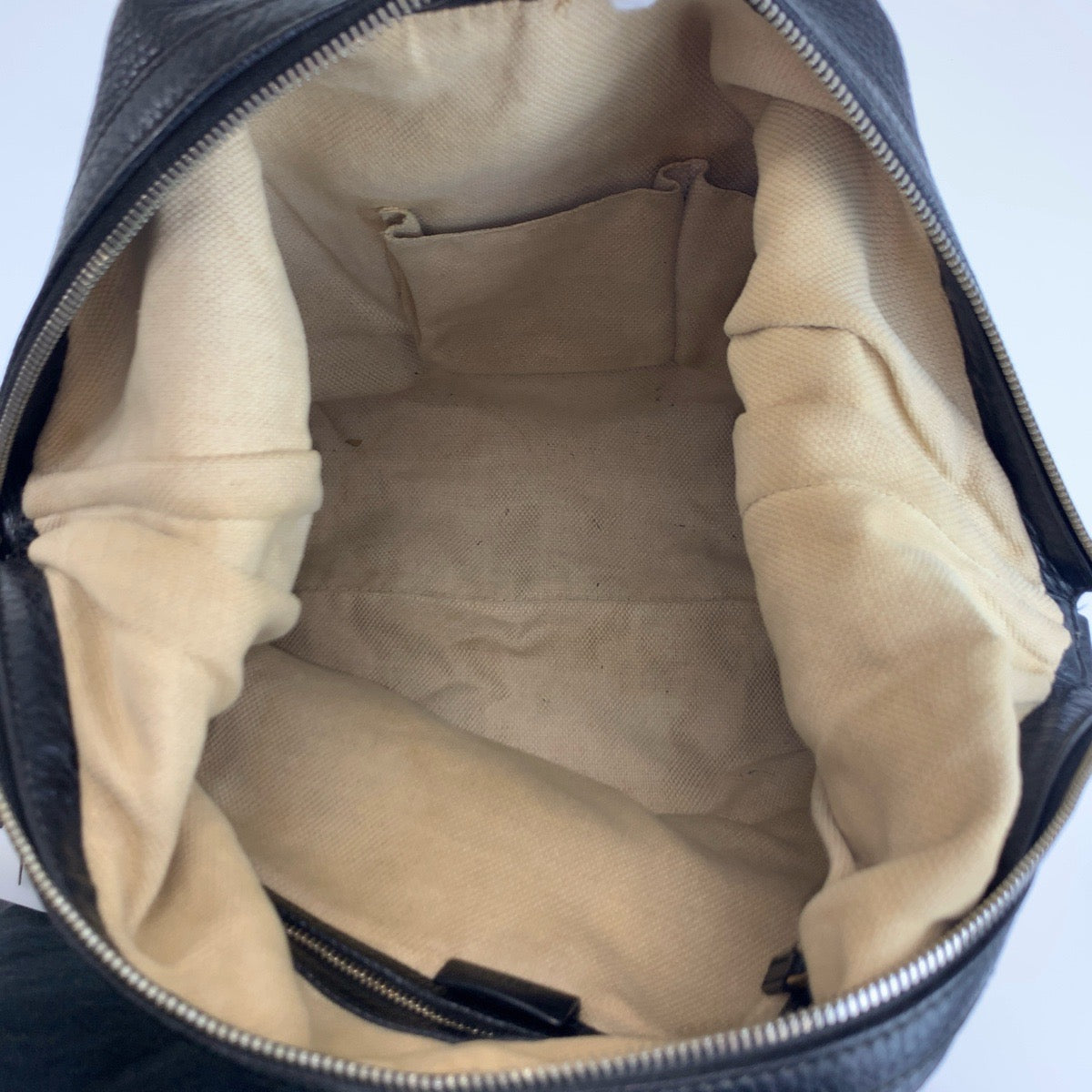 25178
GUCCI グッチ ソーホー ブラック 黒 ゴールド金具 レザー 326706 チェーンショルダーバッグ レディース AB35