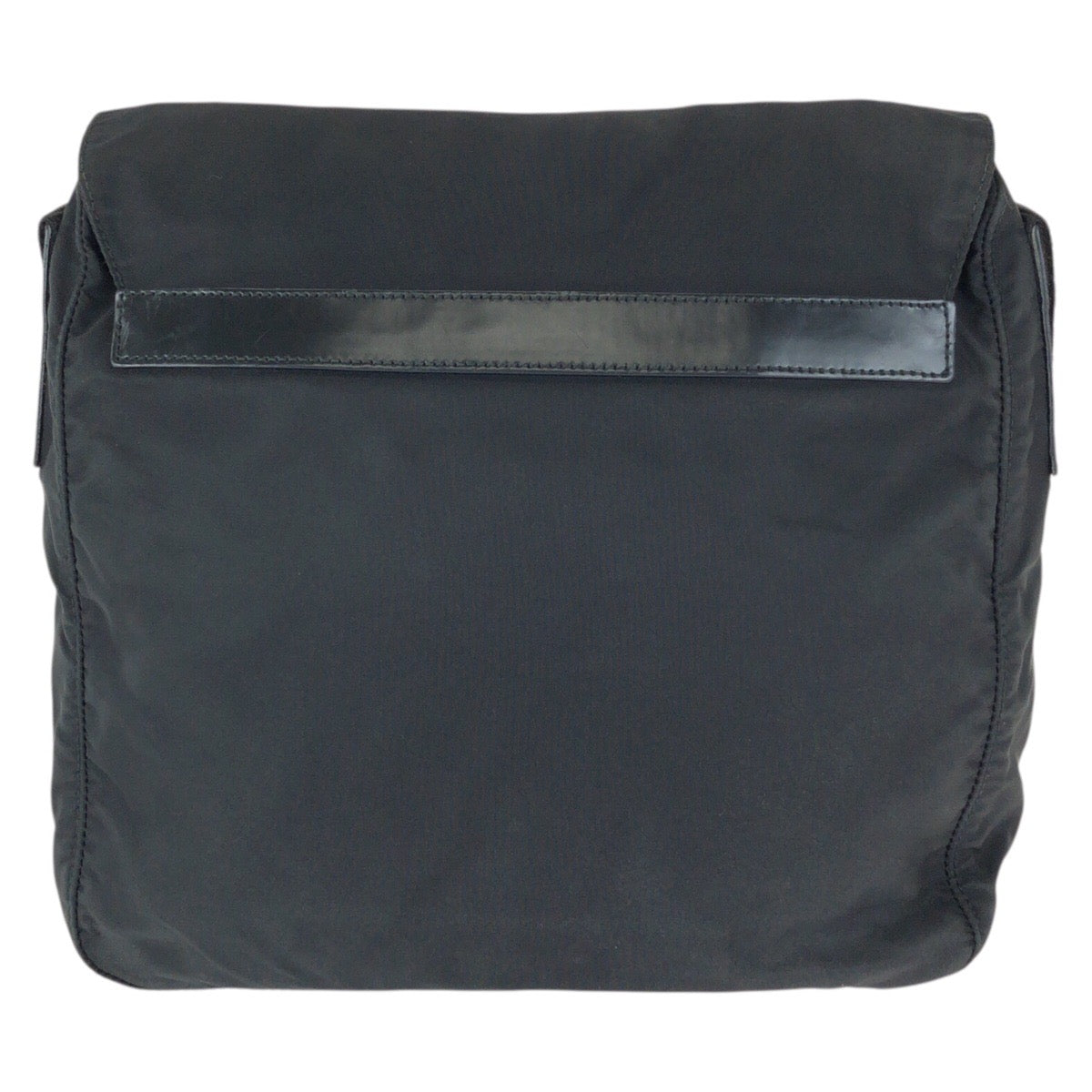 25183
PRADA プラダ テスート 三角ロゴプレート ブラック 黒 シルバー金具 ナイロン / レザー ショルダーバッグ メッセンジャーバッグ レディース ABP38