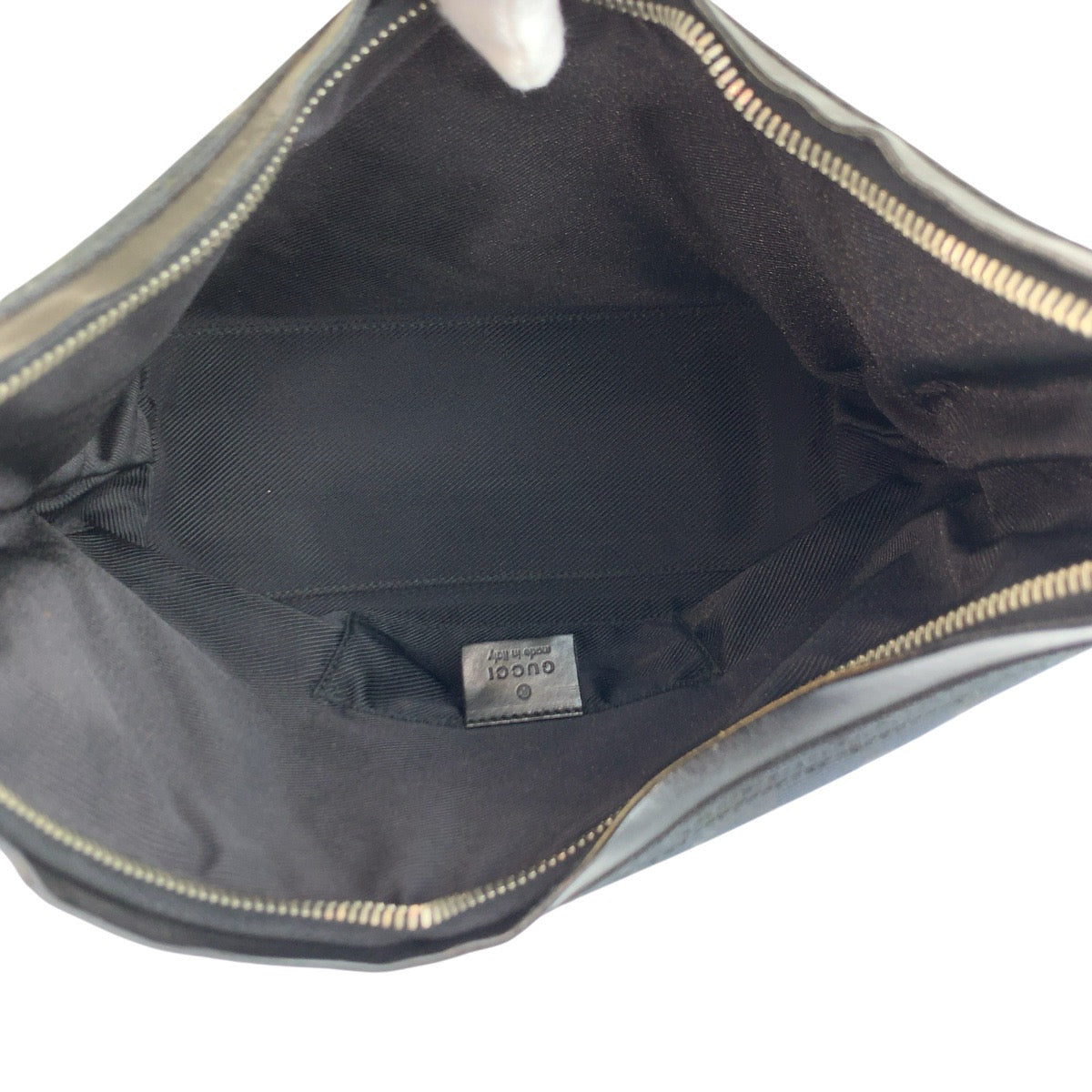 25195
GUCCI グッチ ブラック 黒 シルバー金具 GGキャンバス / レザー 000 0602 ショルダーバッグ レディース AB35