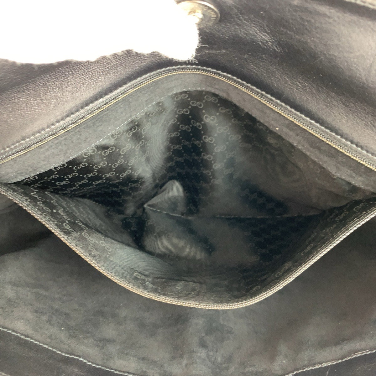 25199
GUCCI グッチ インターロッキング ブラック 黒 ガンメタ金具 レザー 004 406 0086 クラッチバッグ セカンドバッグ メンズ ABP20