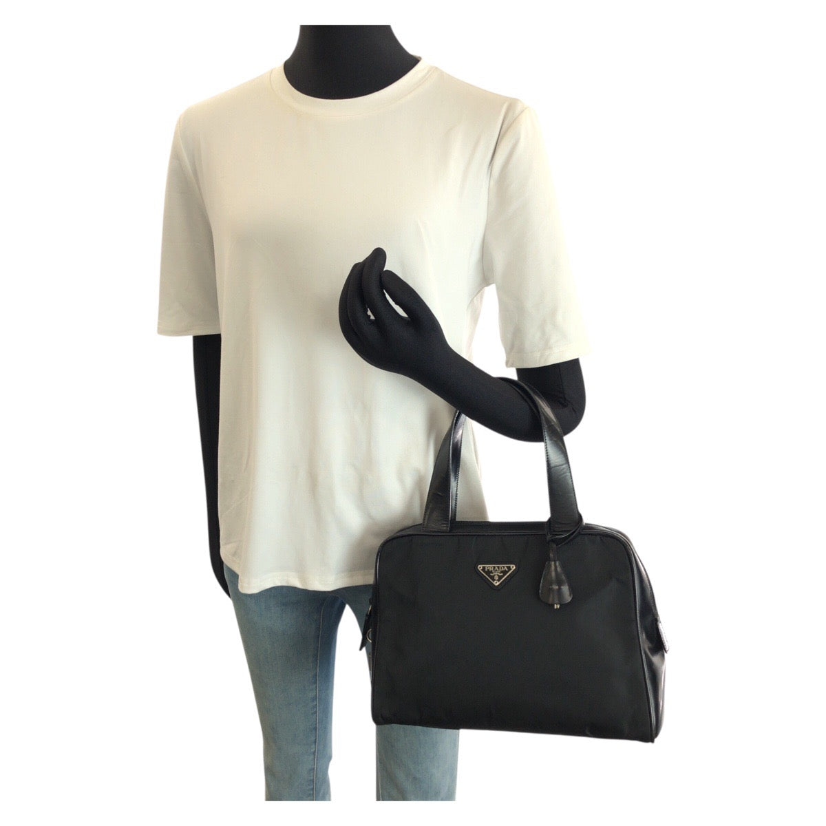 25203
PRADA プラダ テスート 三角ロゴプレート ブラック 黒 シルバー金具 ナイロン / レザー ハンドバッグ ミニボストンバッグ レディース ABP35