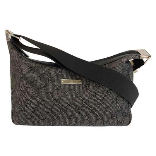 25207
GUCCI グッチ ブラック 黒 シルバー金具 GGキャンバス 35098 ショルダーバッグ ポシェット レディース A42