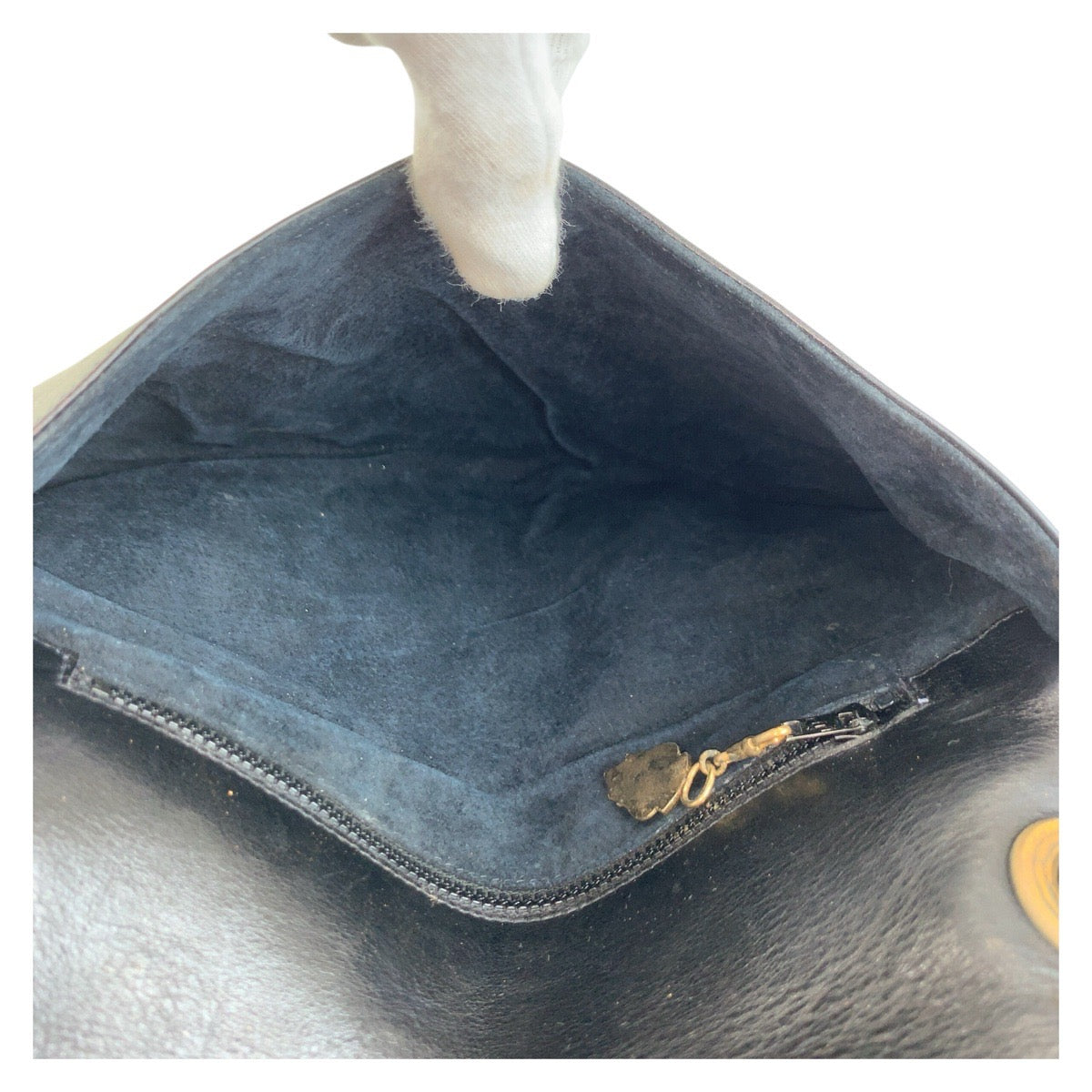 25208
GUCCI グッチ ヴィンテージ インターロッキング ブラック 黒 ゴールド金具 レザー ショルダーバッグ レディース A70