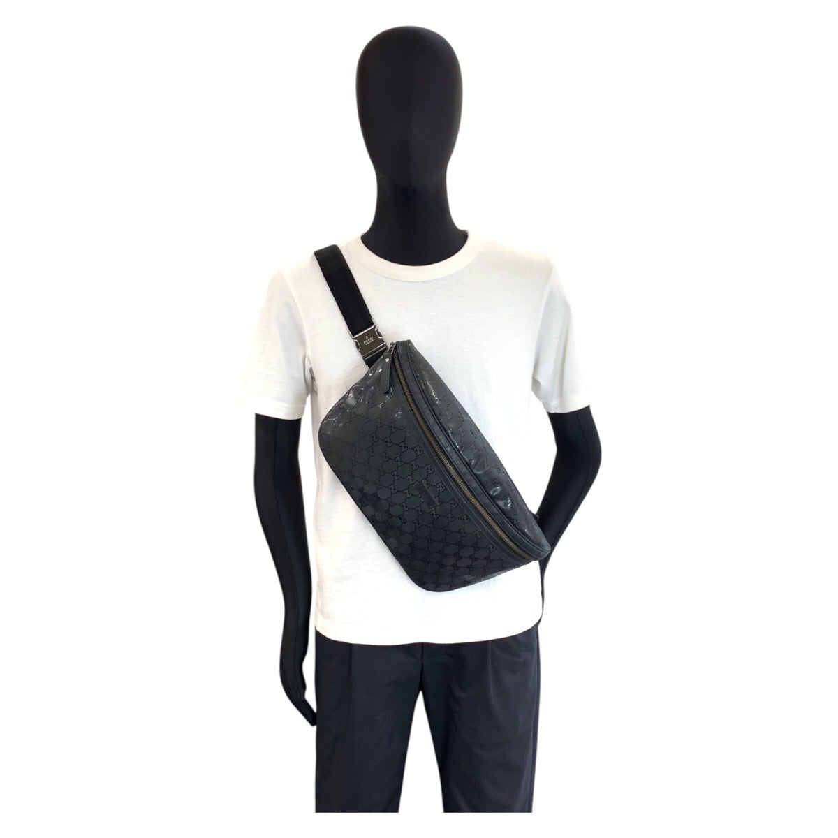 25224
GUCCI グッチ GGインプリメ ブラック 黒 PVC 211110 ボディバッグ ウエストバッグ メンズ AB36