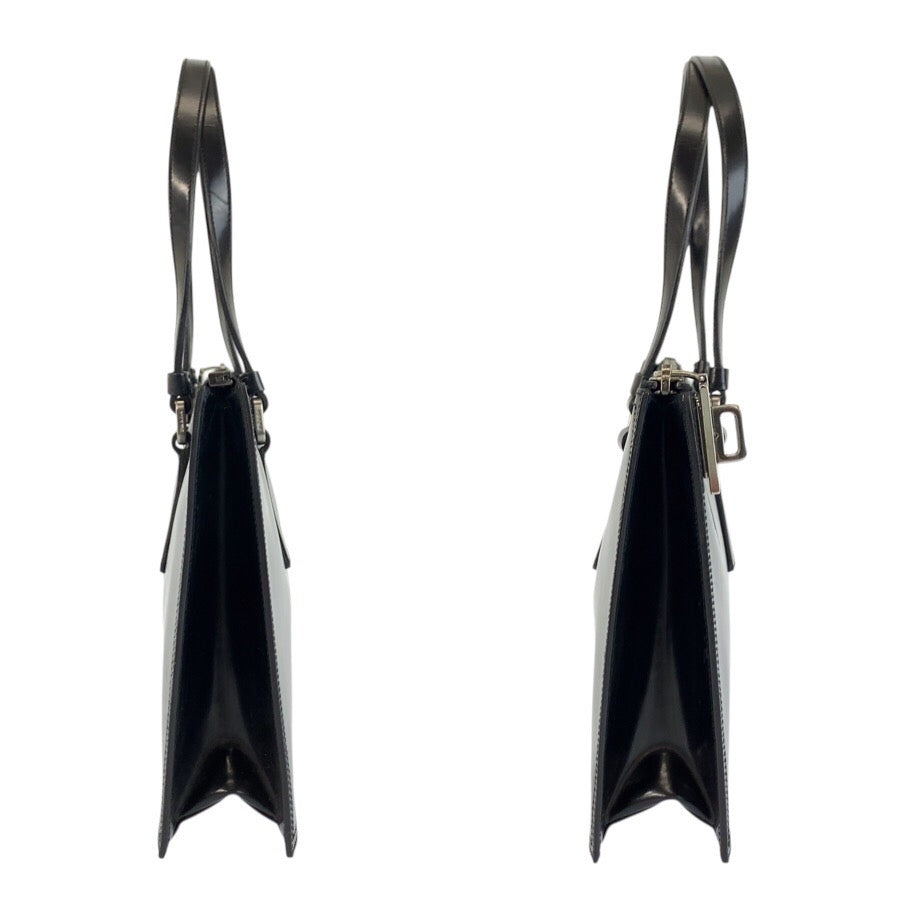 25228
PRADA プラダ ブラック 黒 シルバー金具 エナメル ハンドバッグ トートバッグ レディース AB35