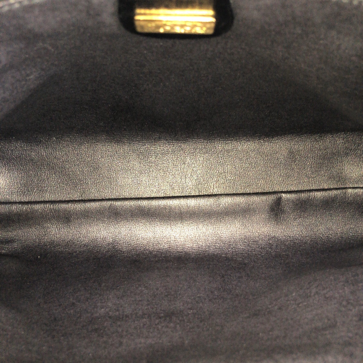25239
GUCCI グッチ ヴィンテージ オールドグッチ マイクロGG ブラック 黒 ゴールド金具 PVC / レザー 001 33 1053 ショルダーバッグ メッセンジャーバッグ レディース ABP40