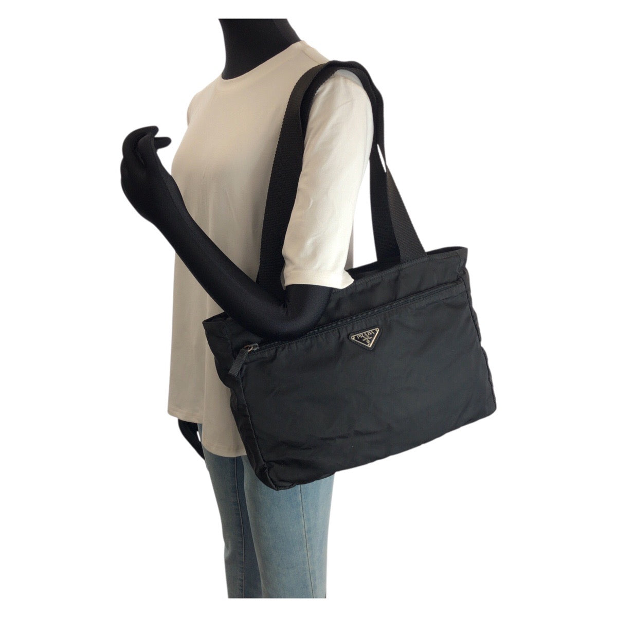 25252
PRADA プラダ テスート 三角ロゴプレート ブラック 黒 シルバー金具 ナイロン トートバッグ ショルダーバッグ レディース AB28