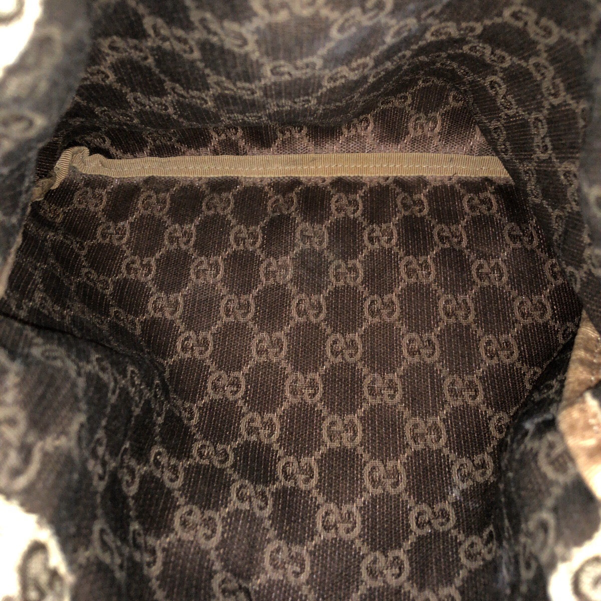 25255
GUCCI グッチ ドローストリング ベージュ ブラウン シルバー金具 GGキャンバス / レザー 004 1137 ポーチ 小物入れ 男女兼用 レディース AB14