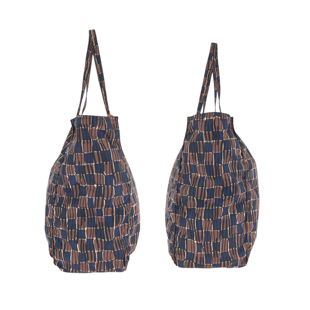 25264
PRADA プラダ BYOBAG テスート 三角ロゴプレート ブラウン ブラック ネイビー ナイロン トートバッグ ショルダーバッグ レディース ABP28