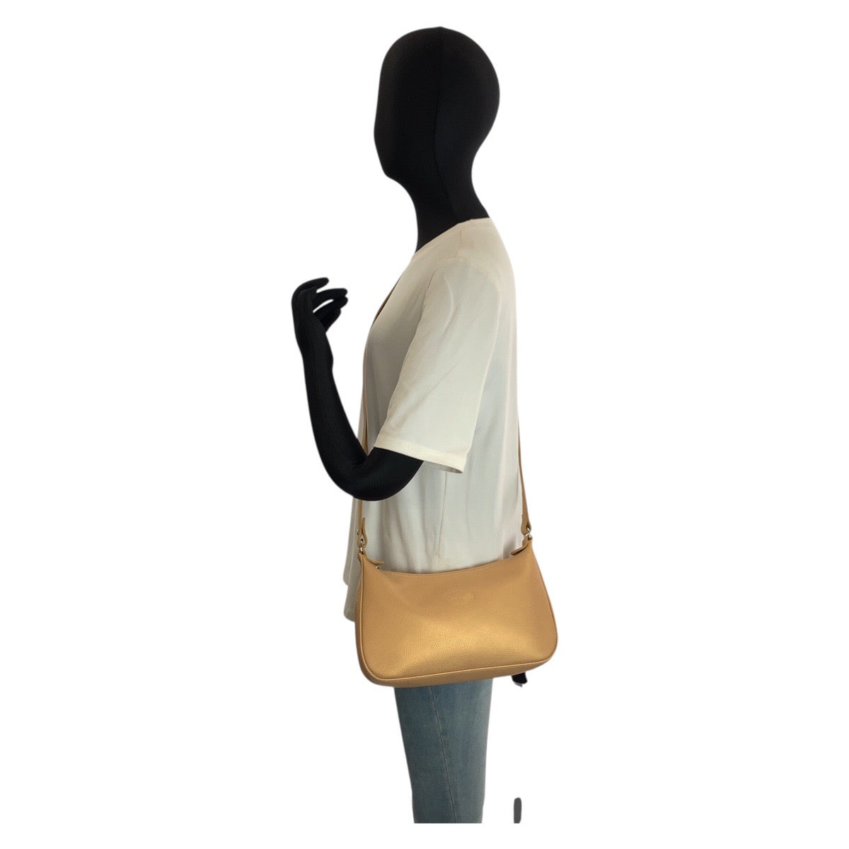 25267
Longchamp ロンシャン ベージュ シルバー金具 レザー ショルダーバッグ ポシェット レディース A21