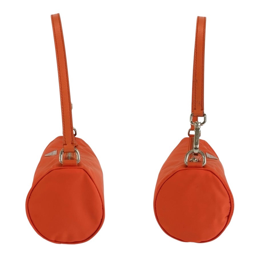 25309
PRADA プラダ テスート 三角ロゴプレート オレンジ シルバー金具 ナイロン ハンドバッグ アクセサリーポーチ レディース ABP42