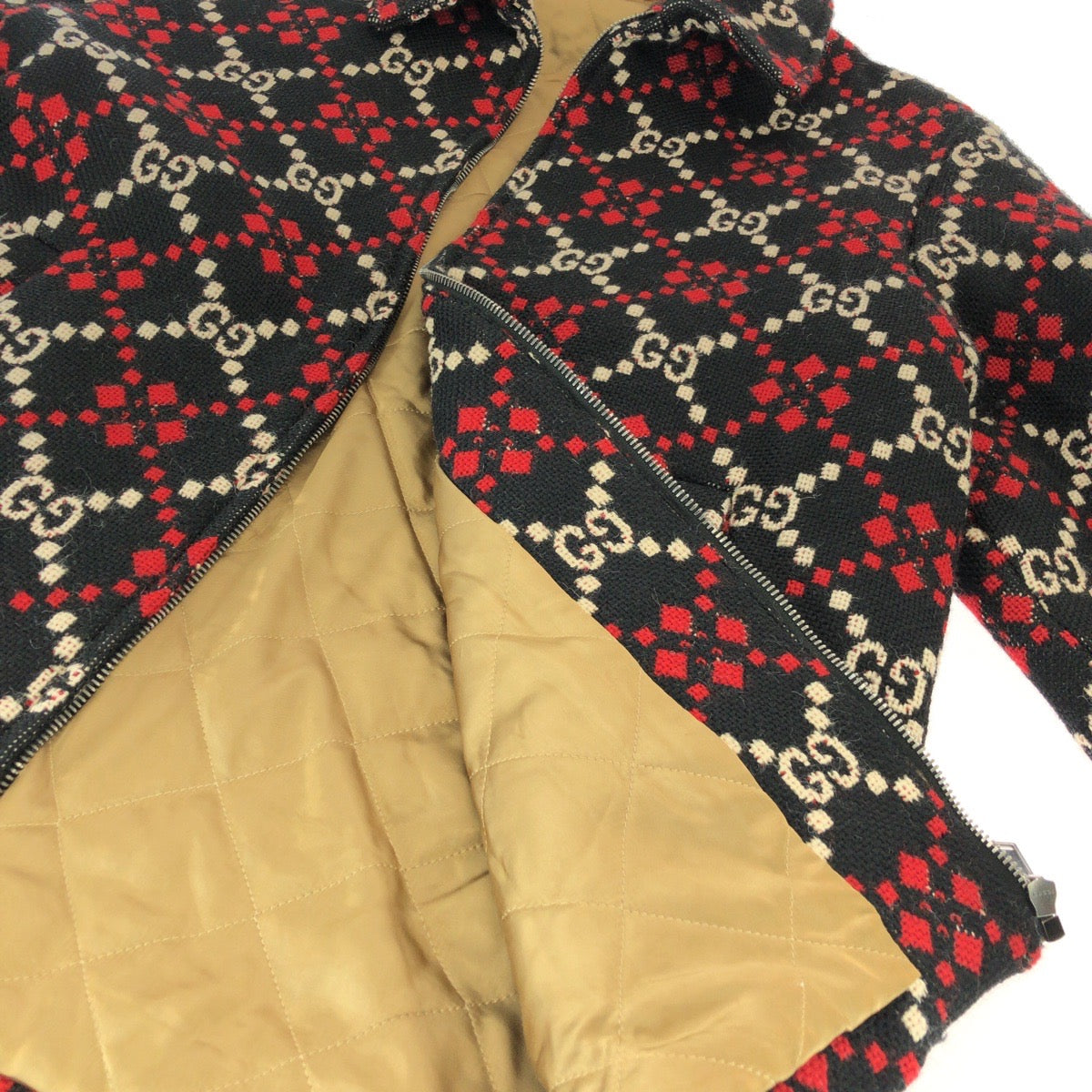 25359
GUCCI グッチ マクロGGダイヤモンドウール サイズ48 ブラック レッド ホワイト ウール 546330 Z507M ウールジャケット ジップジャケット メンズ A90