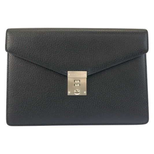 25392
Salvatore Ferragamo サルヴァトーレフェラガモ ブラック 黒 シルバー金具 レザー EO-24 5535 クラッチバッグ セカンドバッグ メンズ A23