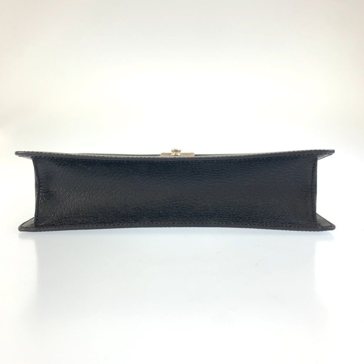 25392
Salvatore Ferragamo サルヴァトーレフェラガモ ブラック 黒 シルバー金具 レザー EO-24 5535 クラッチバッグ セカンドバッグ メンズ A23