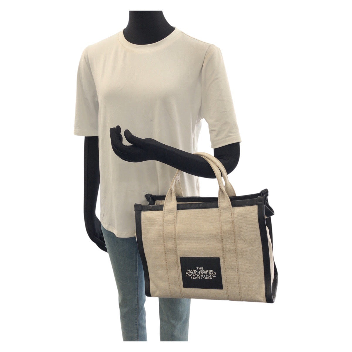 25422
MARC JACOBS マークジェイコブス THE TOTE BAG 2way ホワイト ブラック シルバー金具 キャンバス / レザー トートバッグ ショルダーバッグ レディース AB9